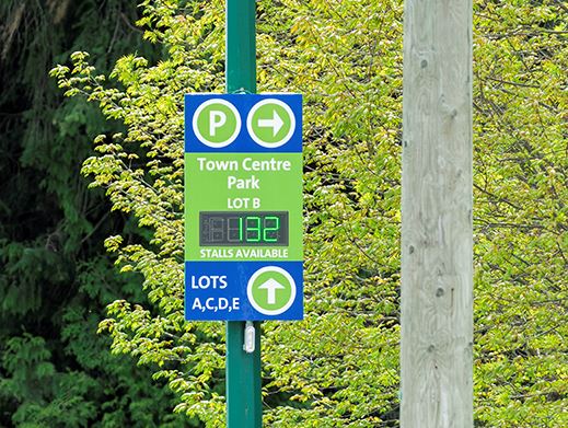 Digital Parking Sign at Town Centre Park