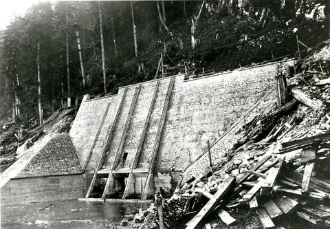 Coquitlam Dam at Coquitlam Lake (City of Coquitlam Archives, C6.1074)
