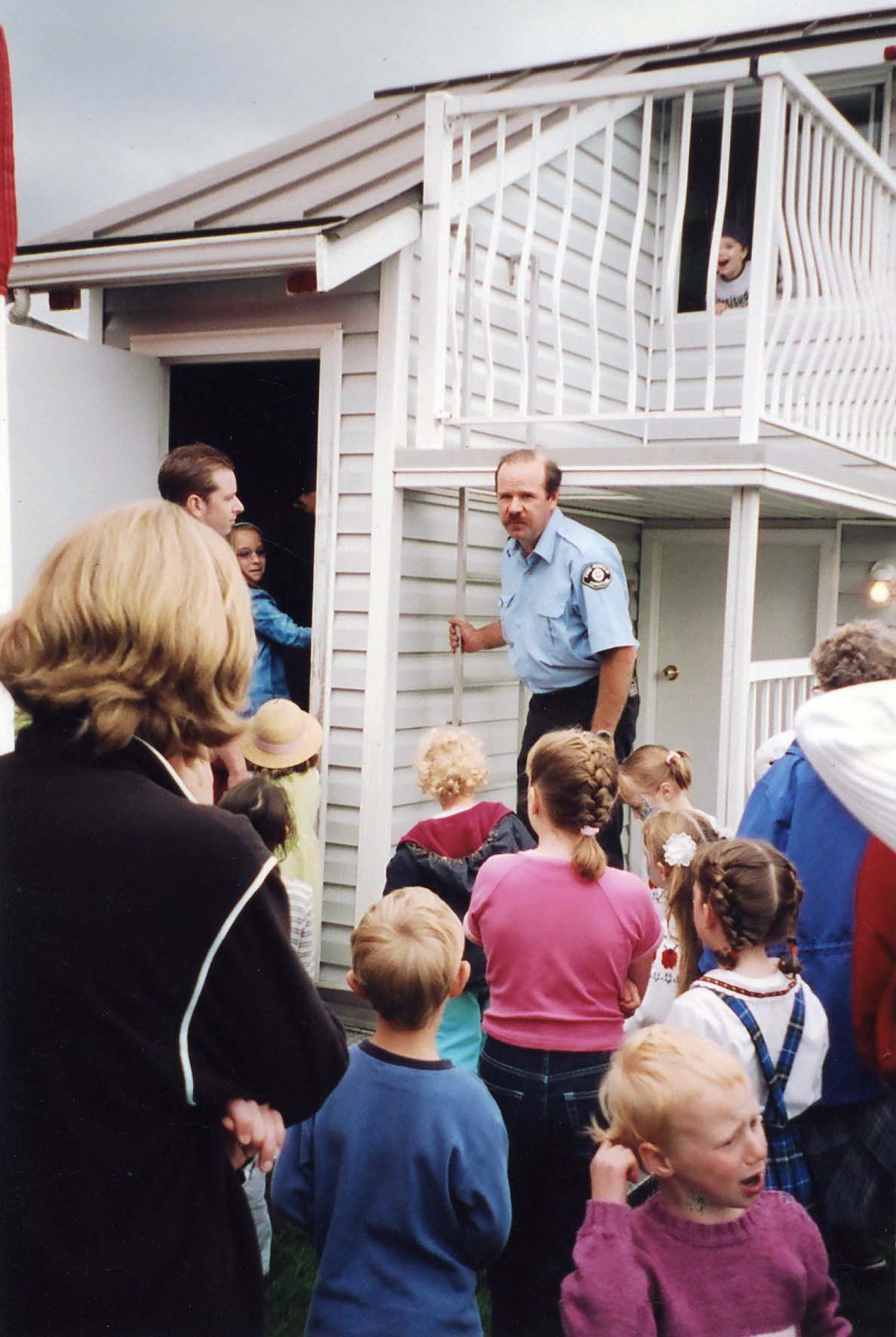Tim Kernighan teaching at the McDonalds Fire Safety House - F48.017 Opens in new window